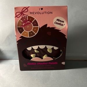 Triple chocolate cookie eyeshadow palette